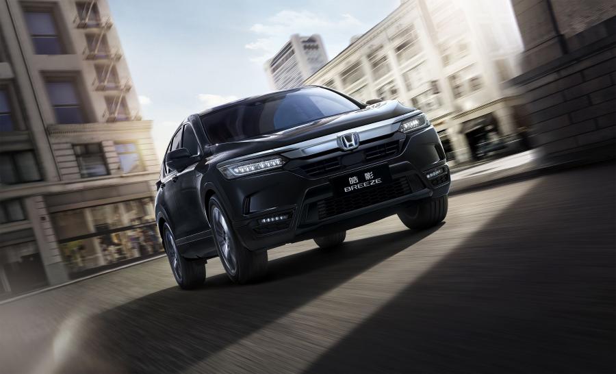  Honda Breeze Sport Hybrid Black Edition 2019 года  (фото 1 из 2)